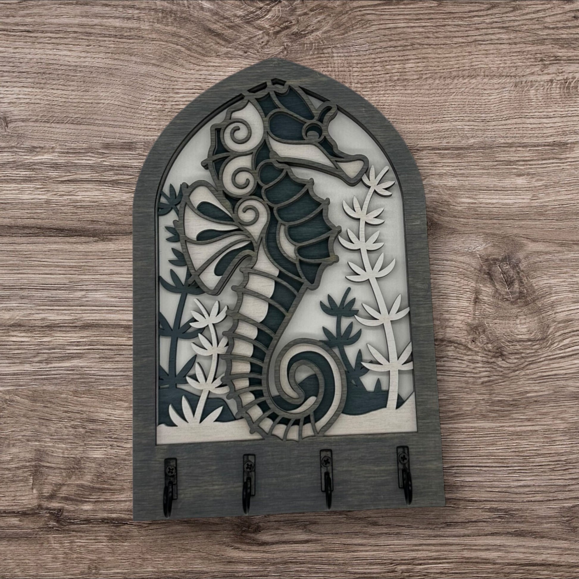 Seahorse Four Hook Arch Key Hanger/ Organizer
